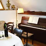 Lägenhet Uebernachten In Der Kaiserpfalz