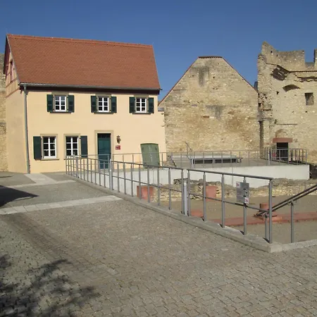 Uebernachten In Der Kaiserpfalz Ingelheim am Rhein