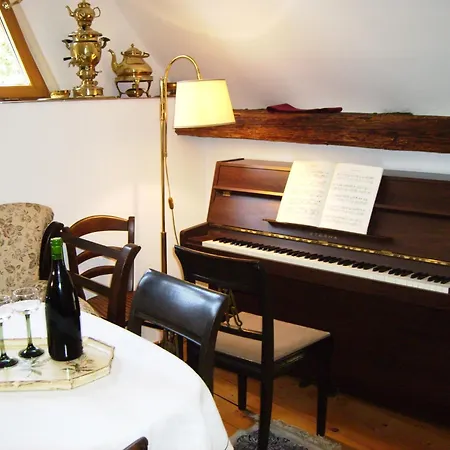 Διαμέρισμα Uebernachten In Der Kaiserpfalz