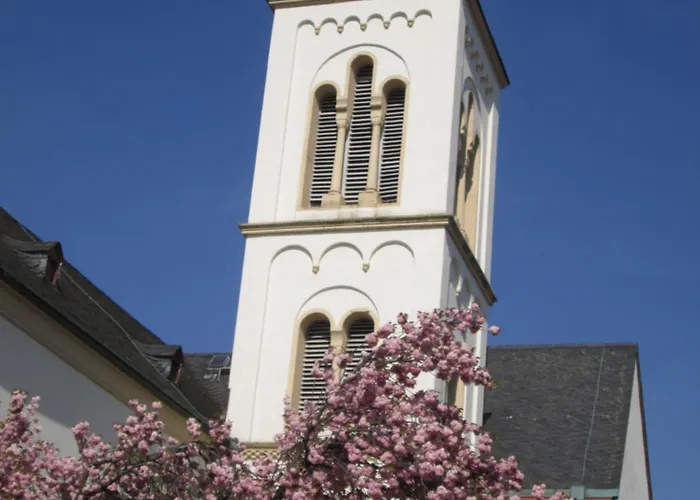 דירה Uebernachten In Der Kaiserpfalz אינגלהיים אם ריין