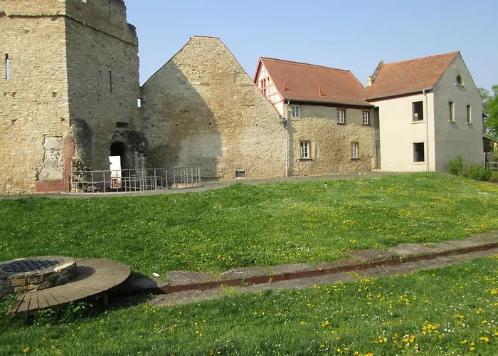 Uebernachten In Der Kaiserpfalz * אינגלהיים אם ריין